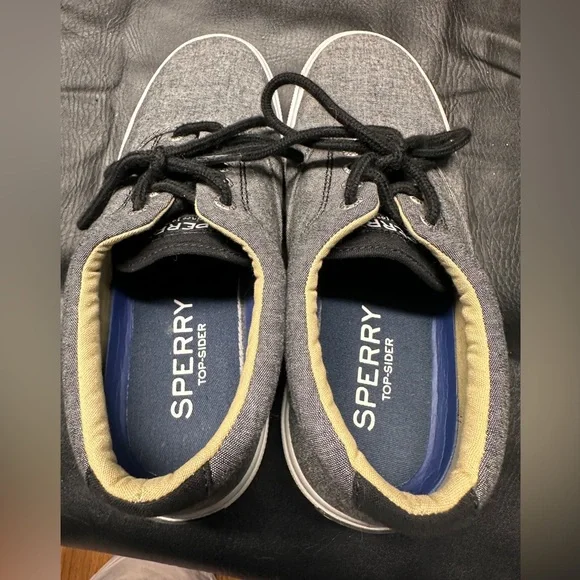 Sperry Classic Sneaker - Picture 6 of 7